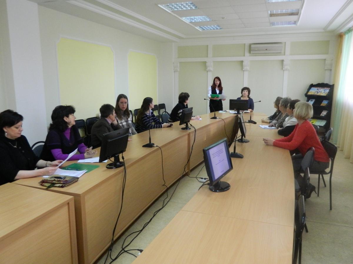 Заседание секции "Иностранные языки и культура речи" 17 февраля 2015г. Фото 2