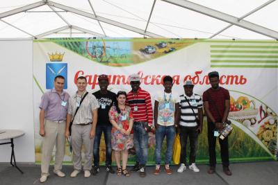Иностранные студенты посетили «Саратов-Агро. День поля – 2015»
