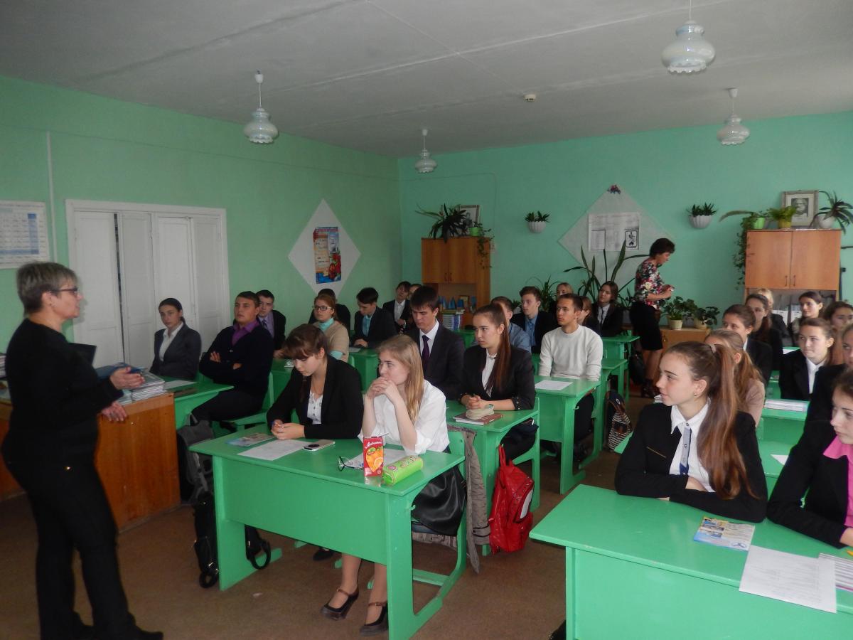 Встреча с выпускниками школ Лопатинского района Пензенской области Фото 5