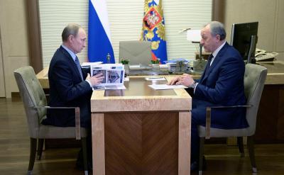 Президент РФ Владимир Путин встретился с Губернатором Саратовской области Валерием Радаевым