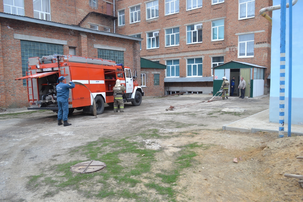 Объектовая тренировка по экстренной эвакуации по вводным о возникновении ЧС в Пугачевском филиале Фото 4