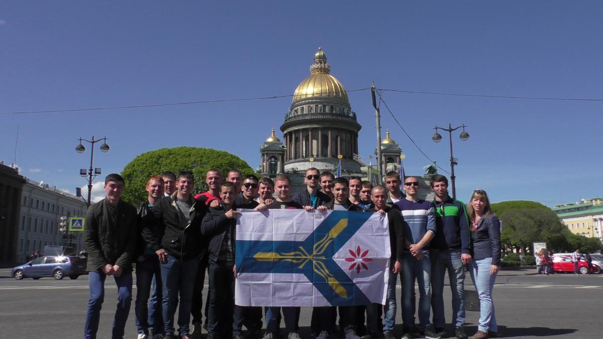 Праздник Победы студенты лучшей группы университета встретили в городе-герое Санкт-Петербург Фото 1