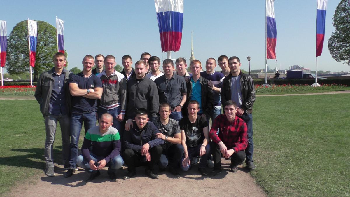 Праздник Победы студенты лучшей группы университета встретили в городе-герое Санкт-Петербург Фото 14