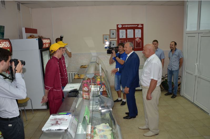 Валерий Васильевич Радаев посетил СГАУ им. Н.И. Вавилова Фото 15