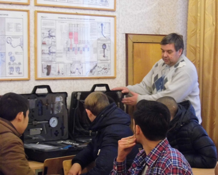 Мастер-класс для учащихся ГАПОУ Саратовского техникума отраслевых технологий Фото 9