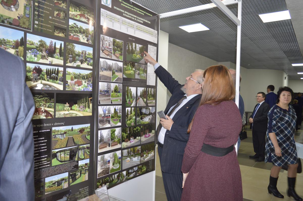 Ученые вуза выступили с предложениями по благоустройству городов Саратовской области Фото 7