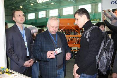 Преподаватели кафедры "ТС и ТКМ" вместе со студентами посетили сельскохозяйственный форум  "Саратов-Агро 2018"