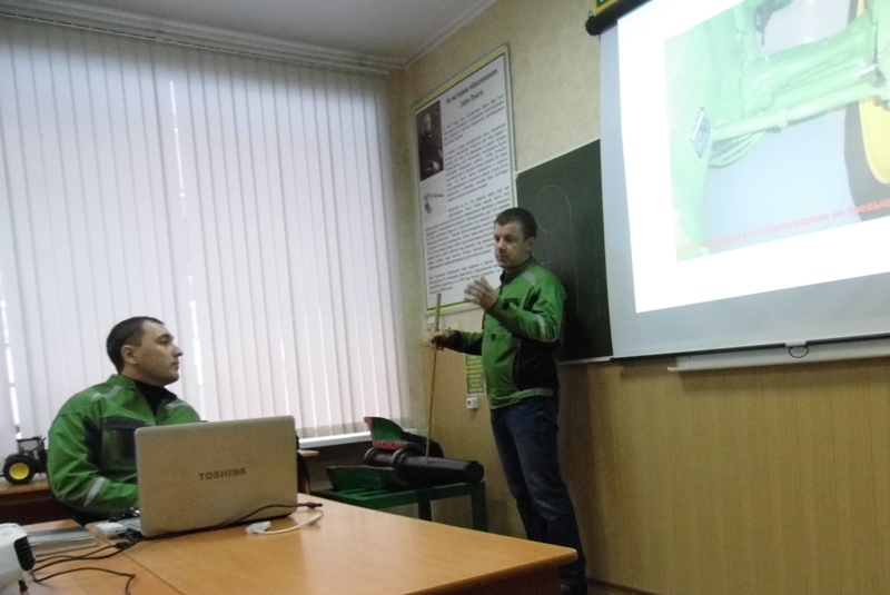 Семинар «Современный парк техники John Deere в Саратовской области»  для преподавателей  и студентов Фото 6