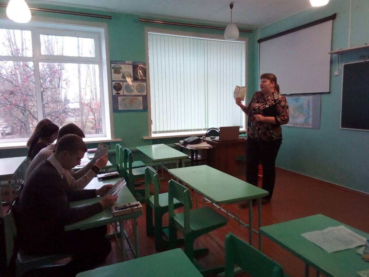Очередная встреча с обучающимися школ Марксовского района Фото 4