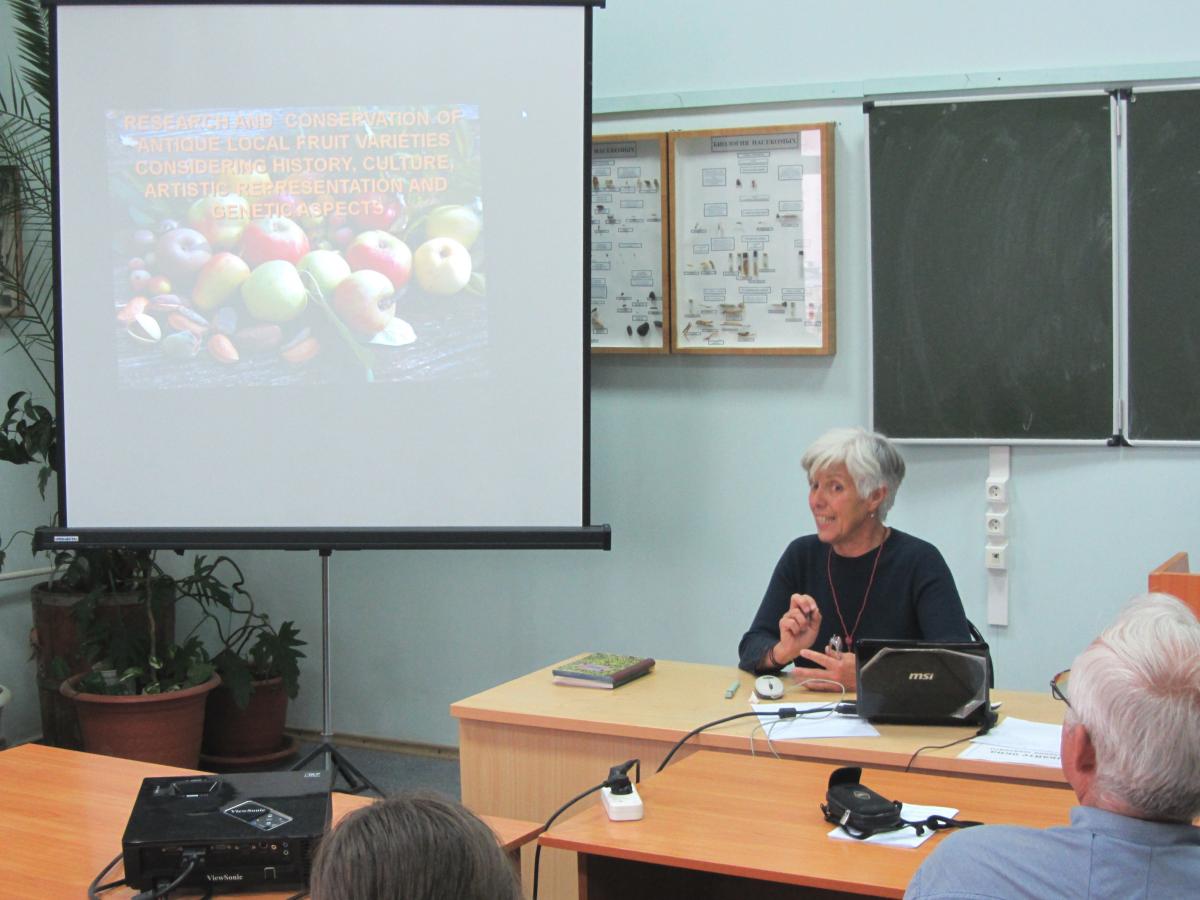 Конференция «Биоразнообразие плодово-овощных культур и развитие идей Н.И. Вавилова» Фото 1