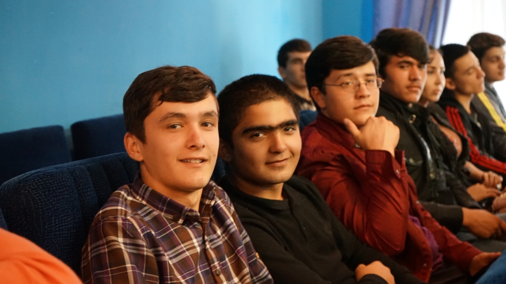 Встреча иностранных студентов с представителями УФМС РФ по Саратовской области Фото 4