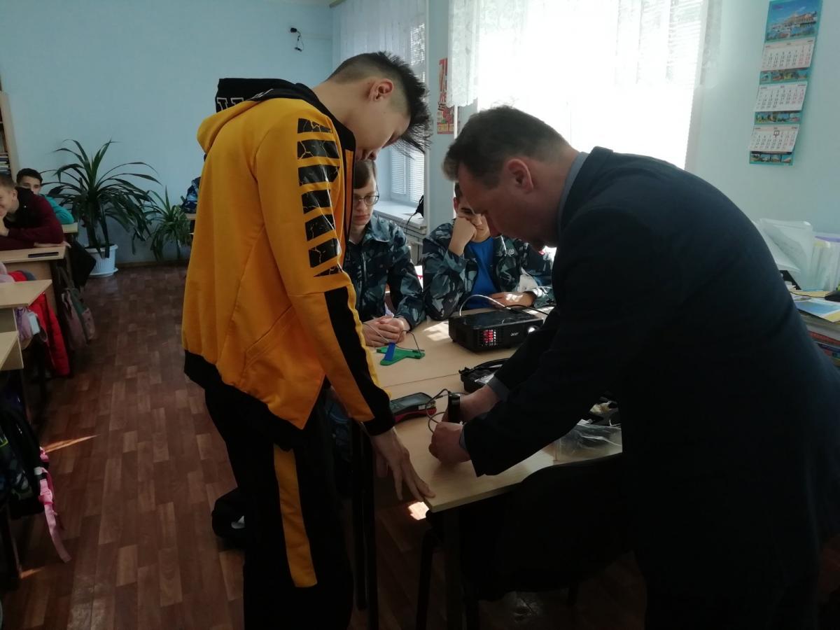 Состоялись первые занятия агроклассников г. Пугачева Фото 3