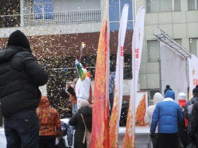 Кафедра "Иностранные языки" встречает огонь XXII Олимпиады