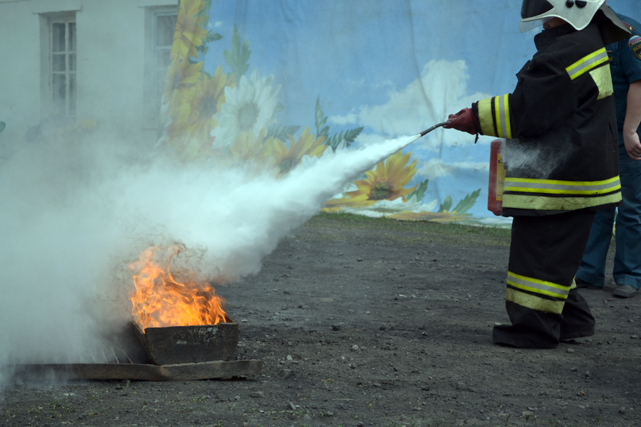 Межрайонные соревнования дружин добровольных юных пожарных в Татищево Фото 2