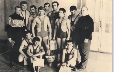 Cборная команда СИМСХ по тяжелой атлетике 1972 г