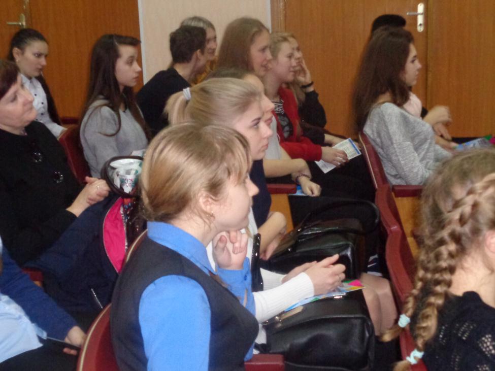Профориентационная  встреча с выпускниками школ г.Калининска. Фото 11