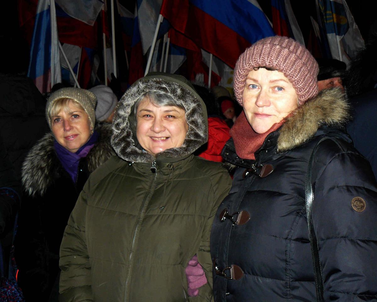 Митинг, посвященный воссоединению Крыма Фото 2