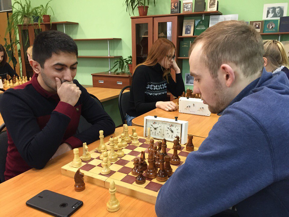 Соревнования по шахматам среди общежитий Университета Фото 1