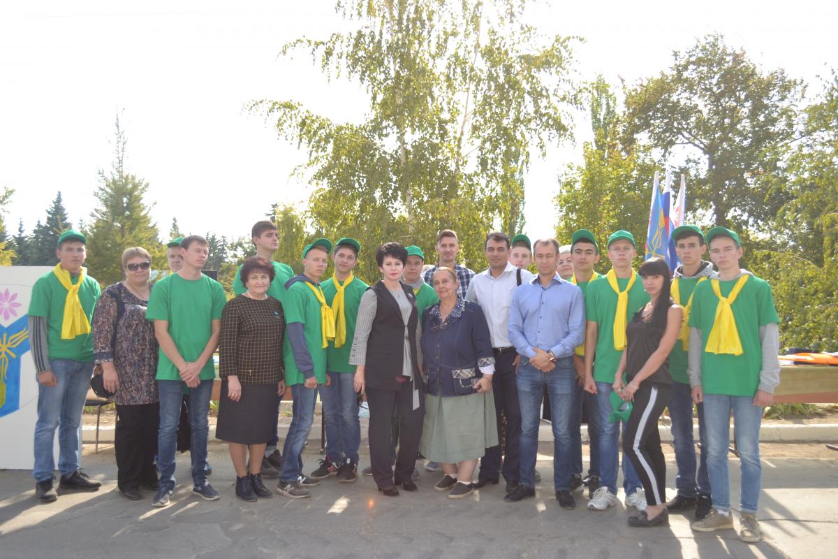Празднование 90-летия со дня образования Пугачевского района Фото 27