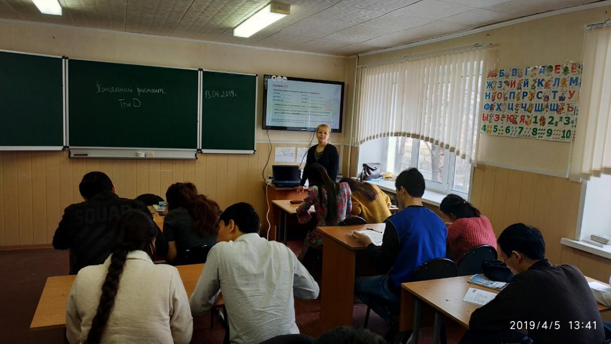 Для иностранных студентов СГАУ провели подготовительное занятие к Тотальному диктанту-2019 Фото 2