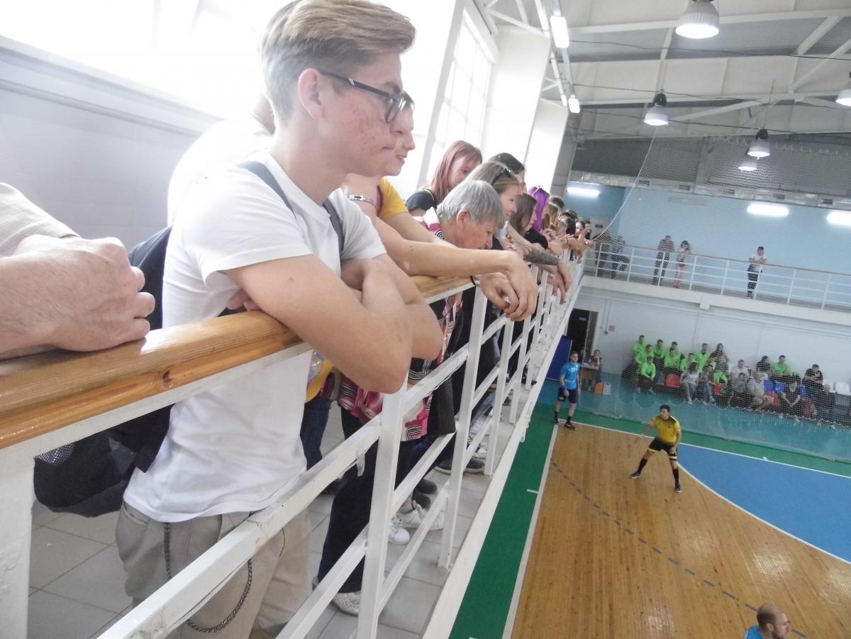Посещение чемпионата России по гандболу студентами курируемых групп Фото 5
