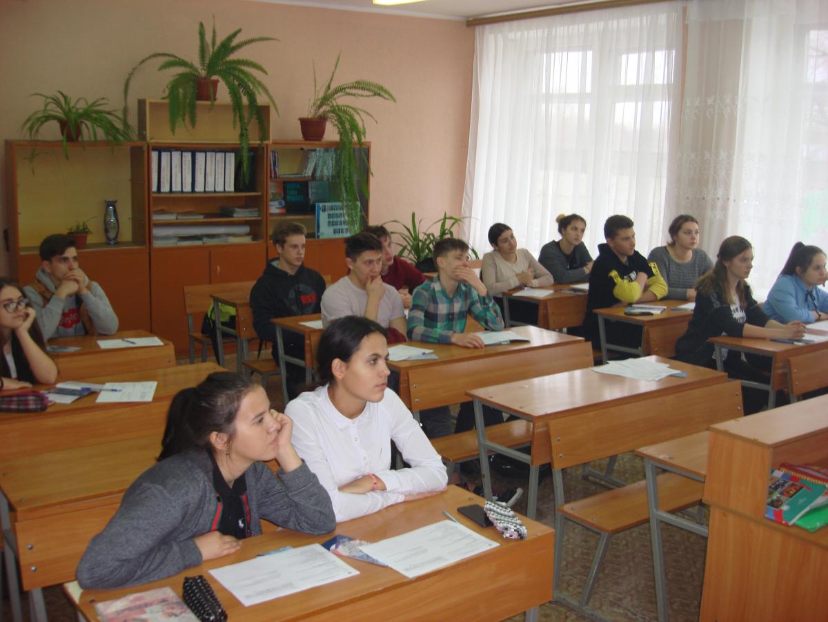 Выездное профориентационное мероприятие в школах Вольского района Саратовской области. Фото 3