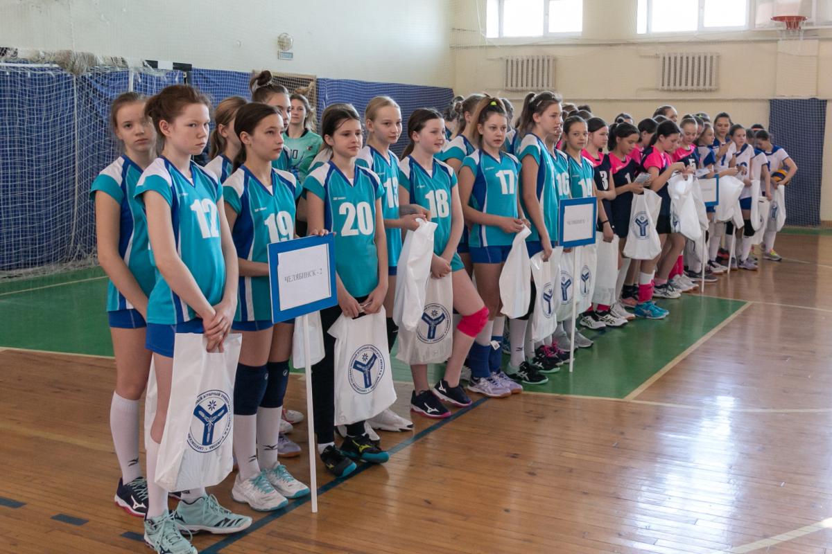 В СГАУ завершился Всероссийский турнир по волейболу Фото 3