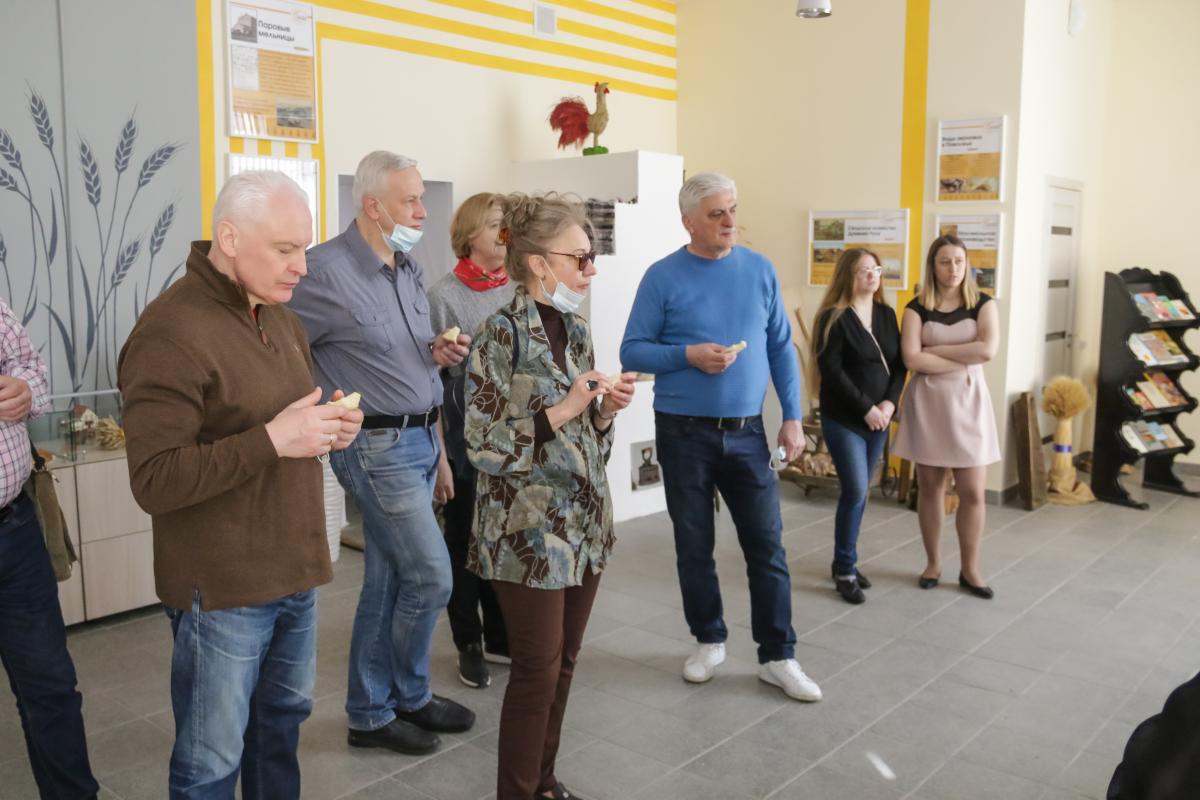 Московские туристы посетили музей «Саратовский калач» Фото 6