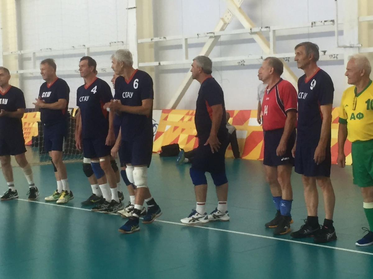 Команда СГАУ по волейболу 65+ выступила на Первенстве России Фото 1