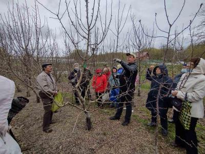 На базе УНПК «Агроцентр» прошел открытый семинар для садоводов
