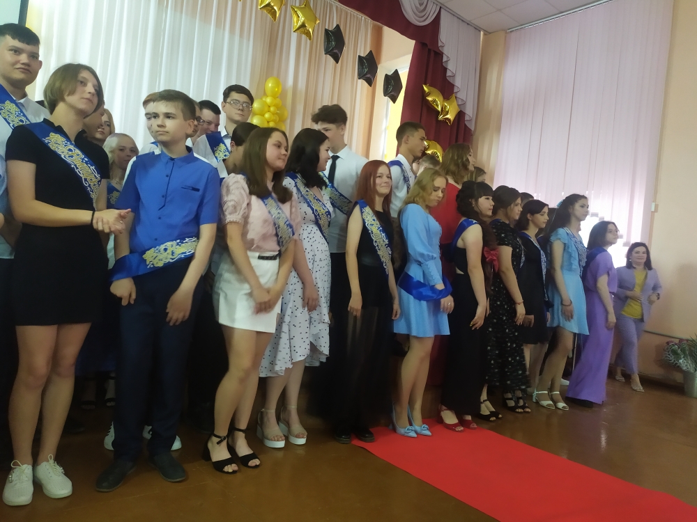 Посещение сотрудников Краснокутского филиала СГАУ школ города Красный Кут Фото 1